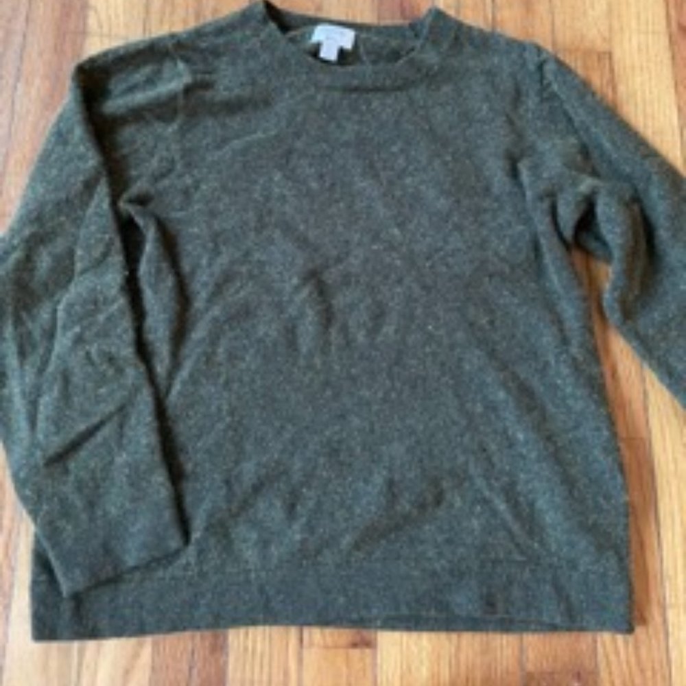 J. CREW Teddie Sweater- Forest Green size L